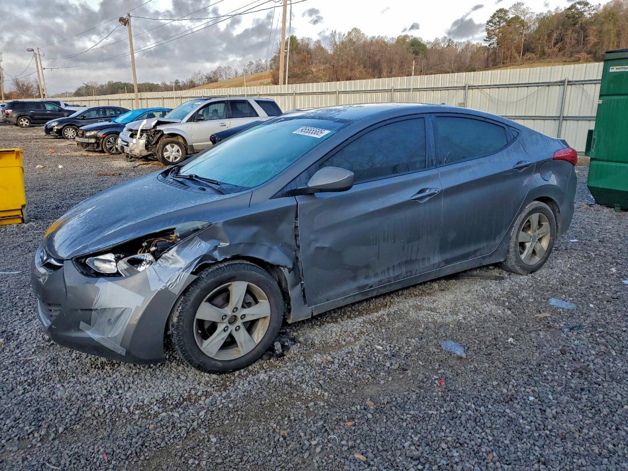 2012 HYUNDAI ELANTRA