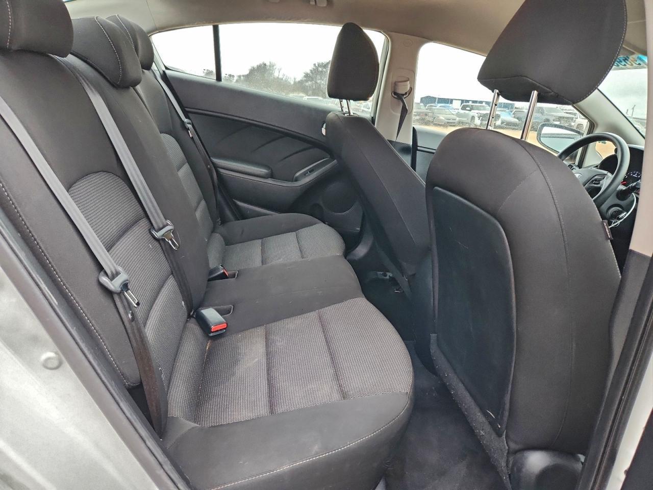2017 KIA FORTE