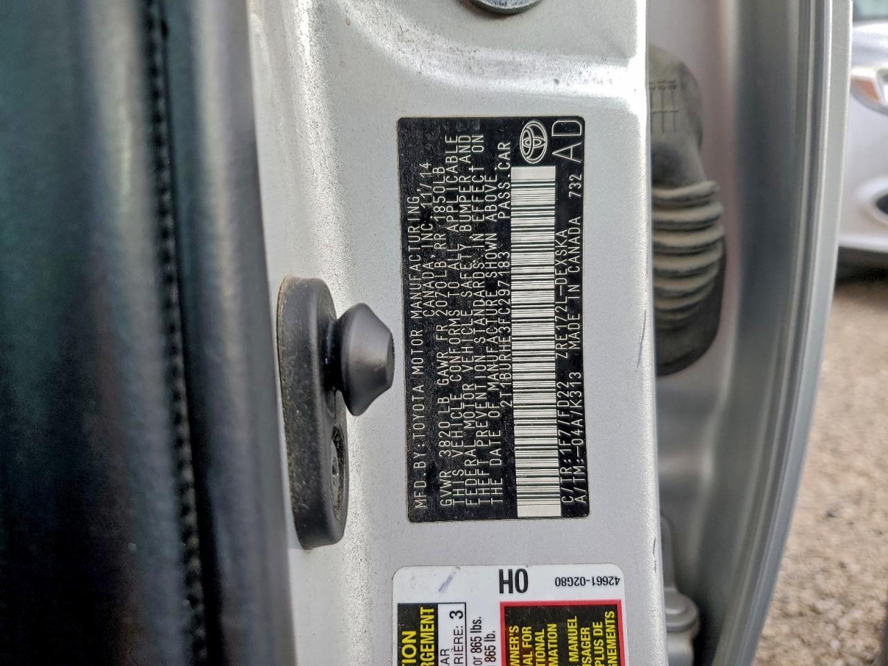 2015 TOYOTA COROLLA