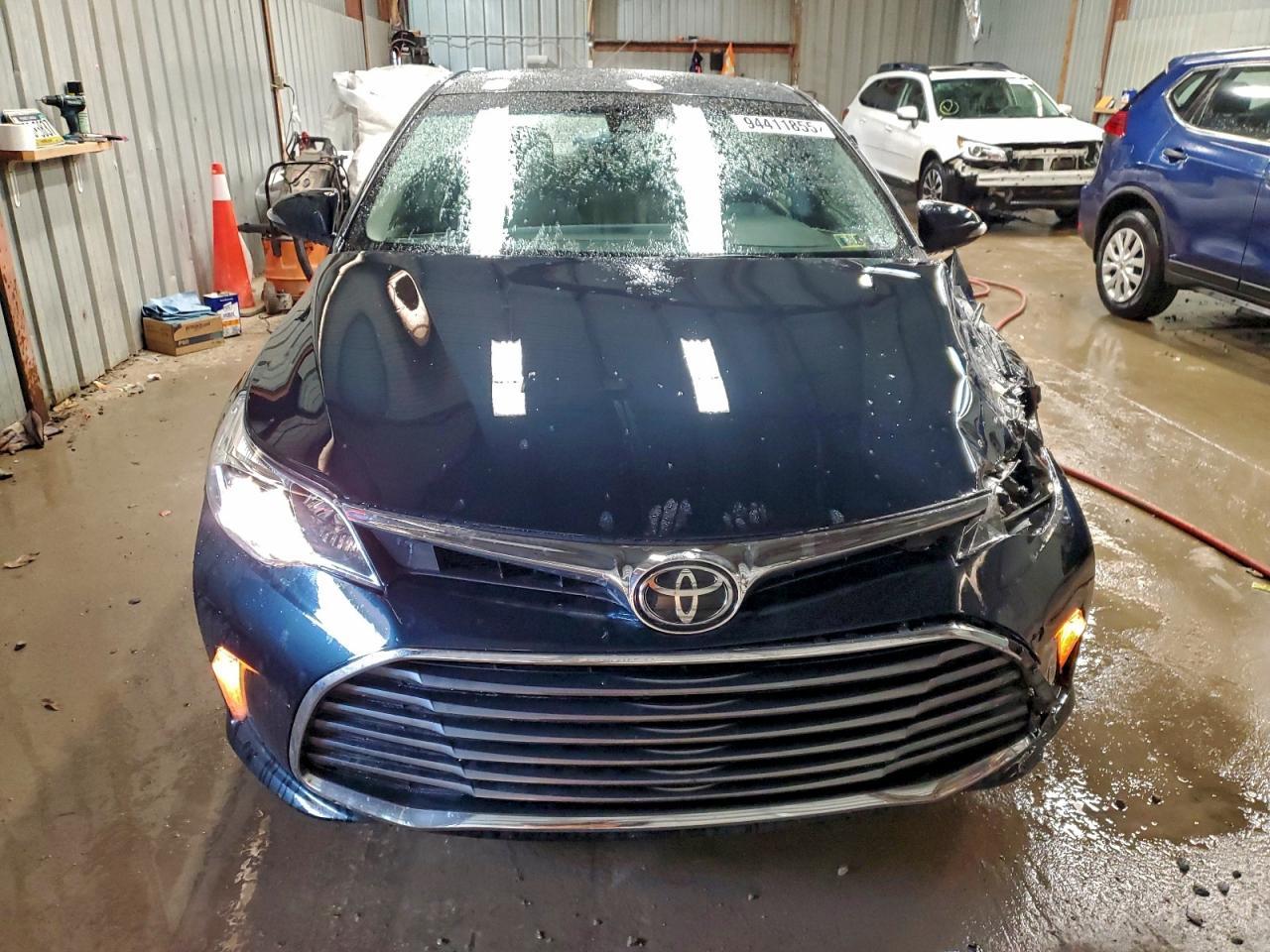 2017 TOYOTA Avalon