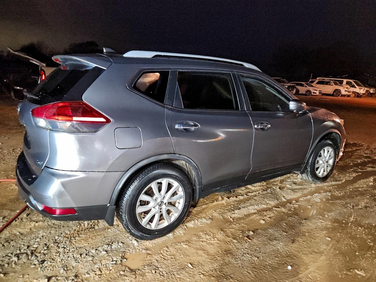 2018 NISSAN ROGUE