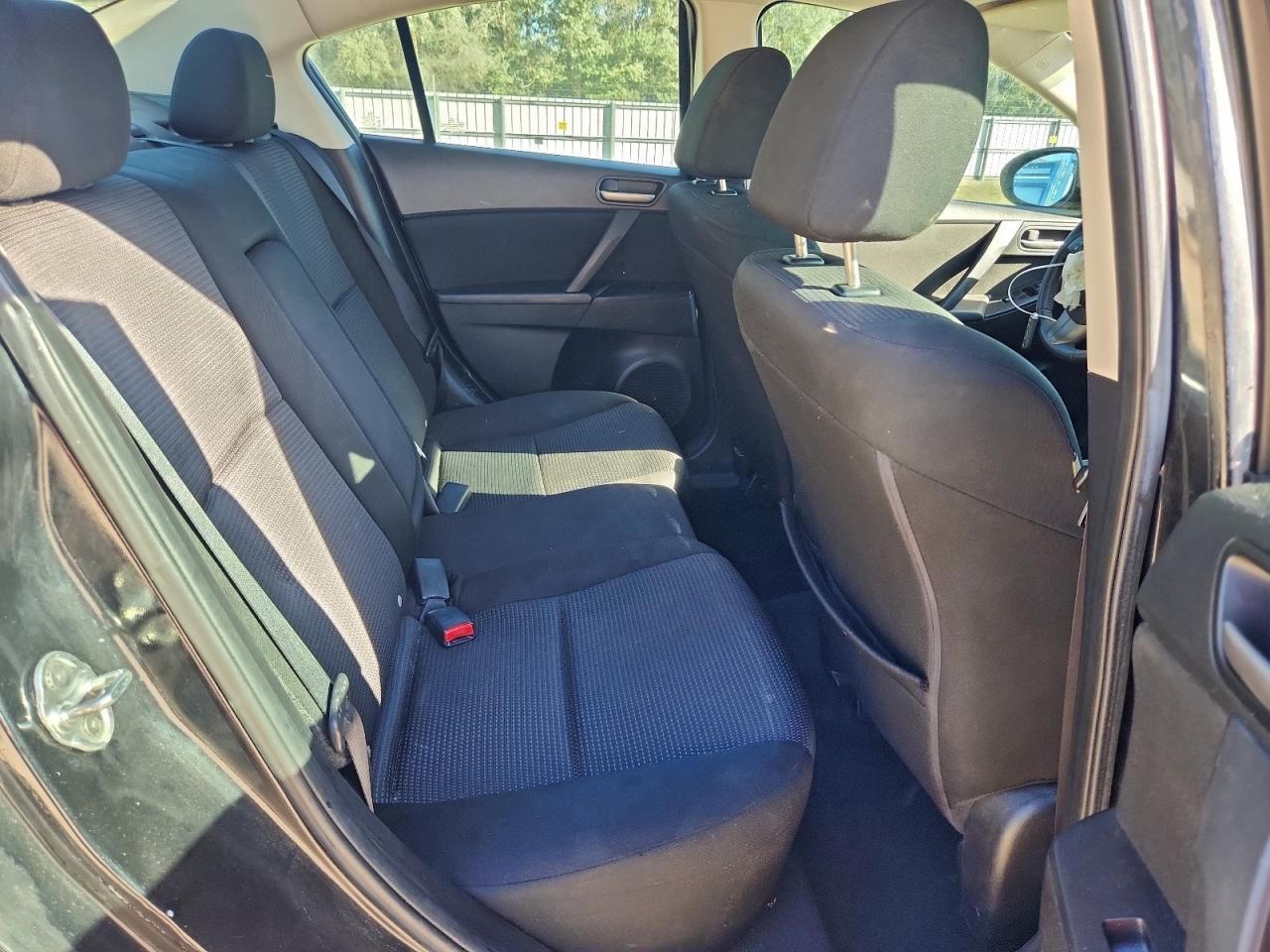 2013 MAZDA 3