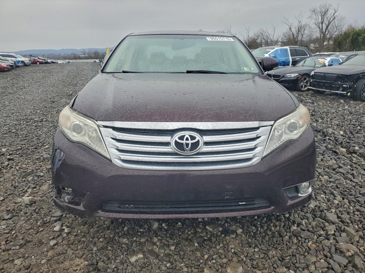 2011 TOYOTA Avalon