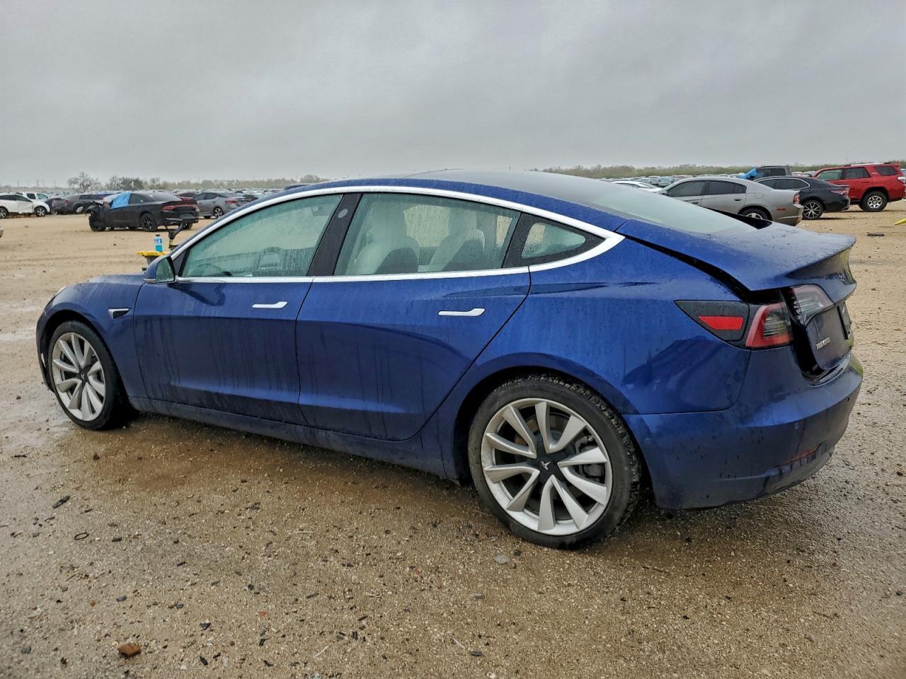 2020 TESLA MODEL 3