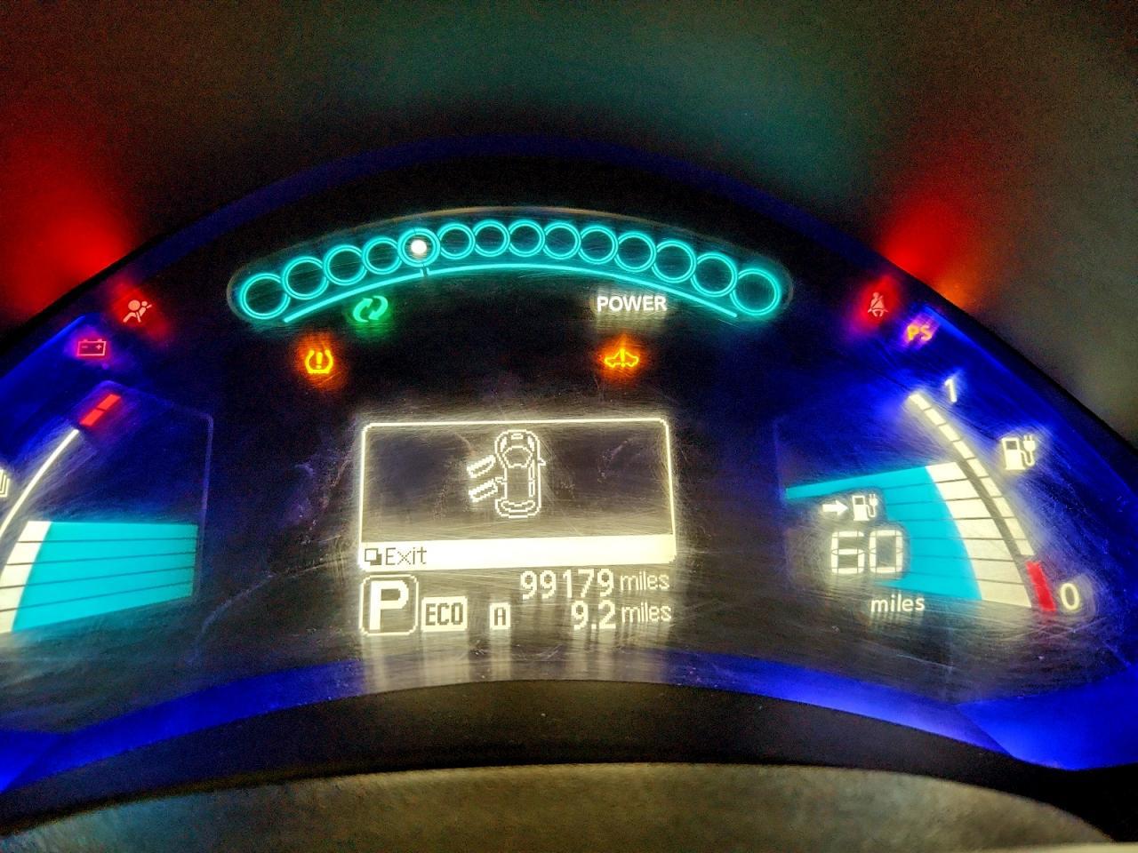 2015 NISSAN LEAF