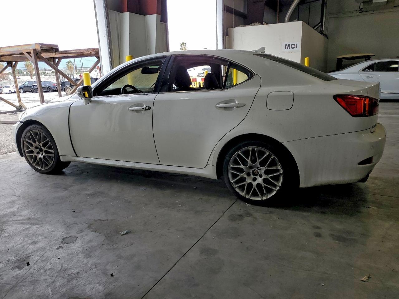 2009 LEXUS IS 250