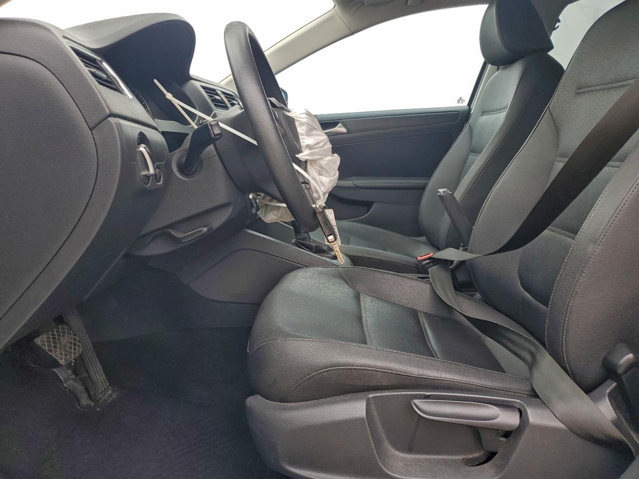 2012 VOLKSWAGEN JETTA