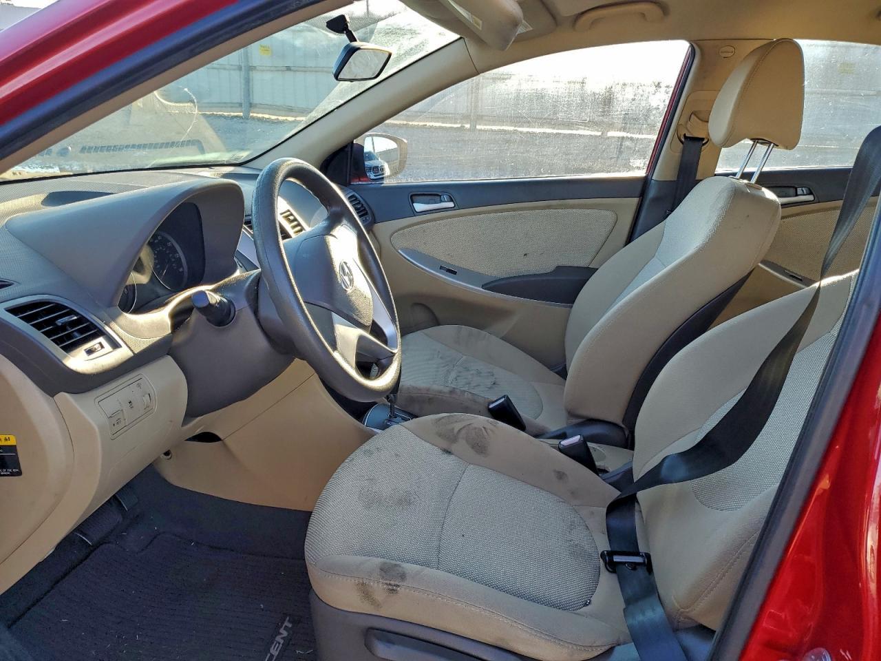 2012 HYUNDAI ACCENT
