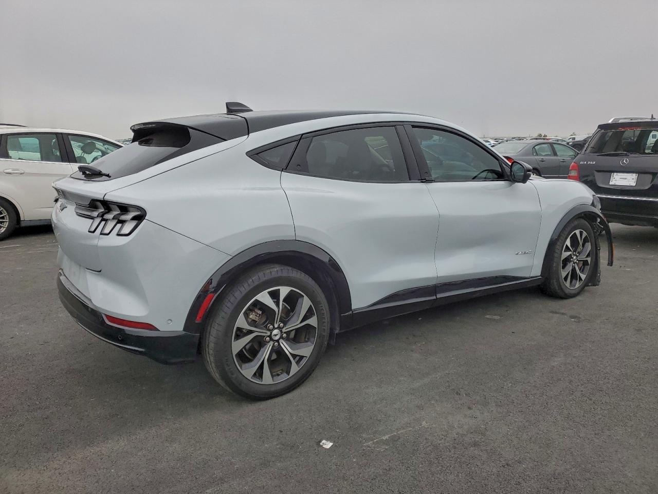 2023 FORD Mustang Mach-E