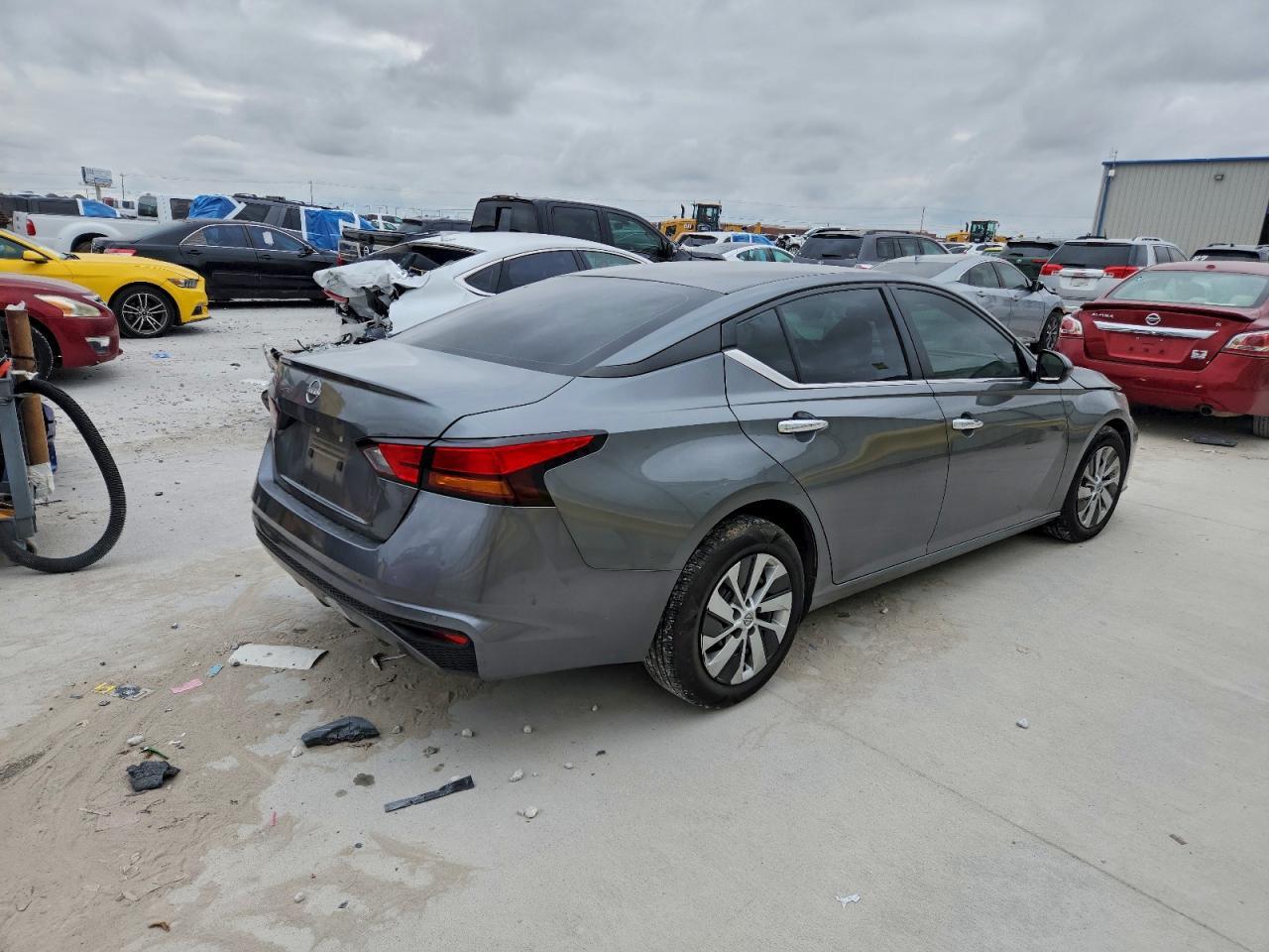 2023 NISSAN ALTIMA