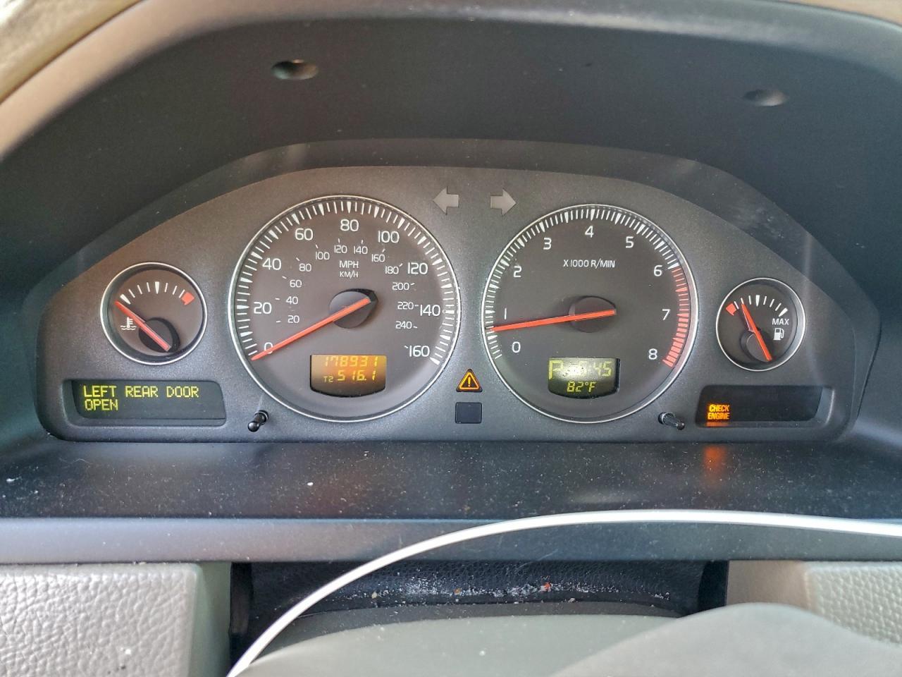 2006 VOLVO XC90