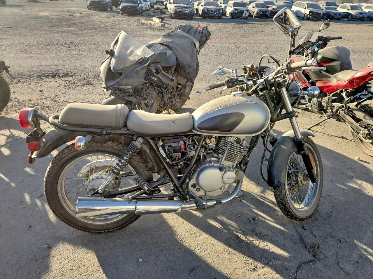 2015 SUZUKI TU250