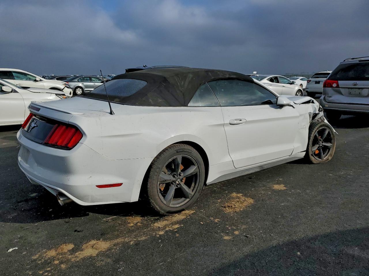 2015 FORD MUSTANG