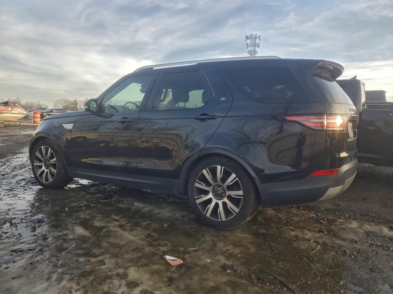 2017 LAND ROVER Discovery
