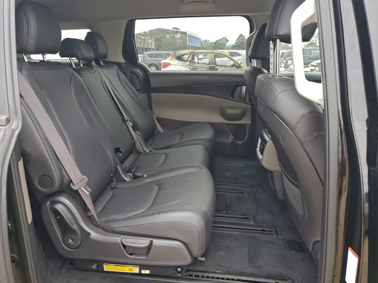 2025 KIA Carnival