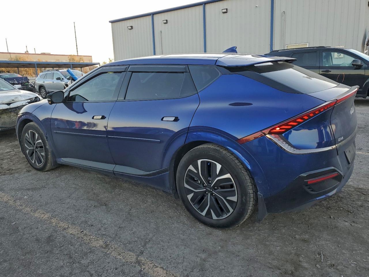 2023 KIA EV6