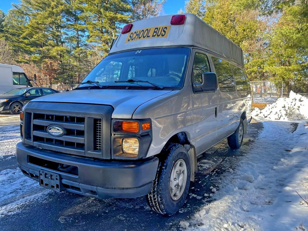 2014 FORD ECONOLINE