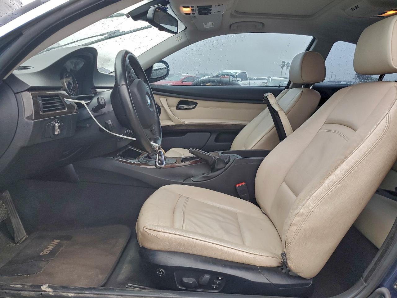 2011 BMW 3 SERIES