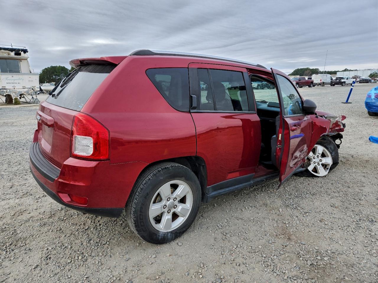 2013 JEEP Compass