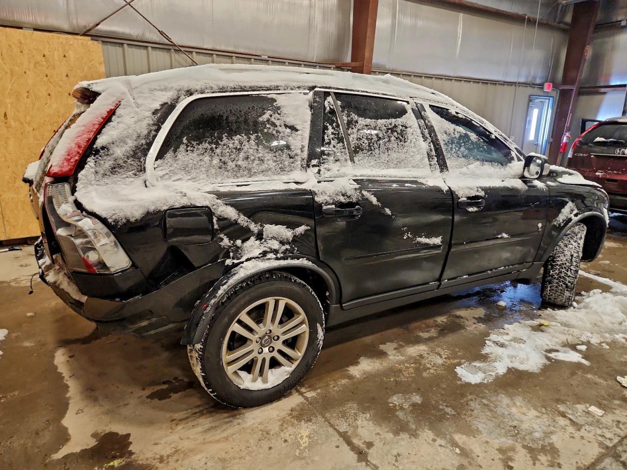2011 VOLVO XC90