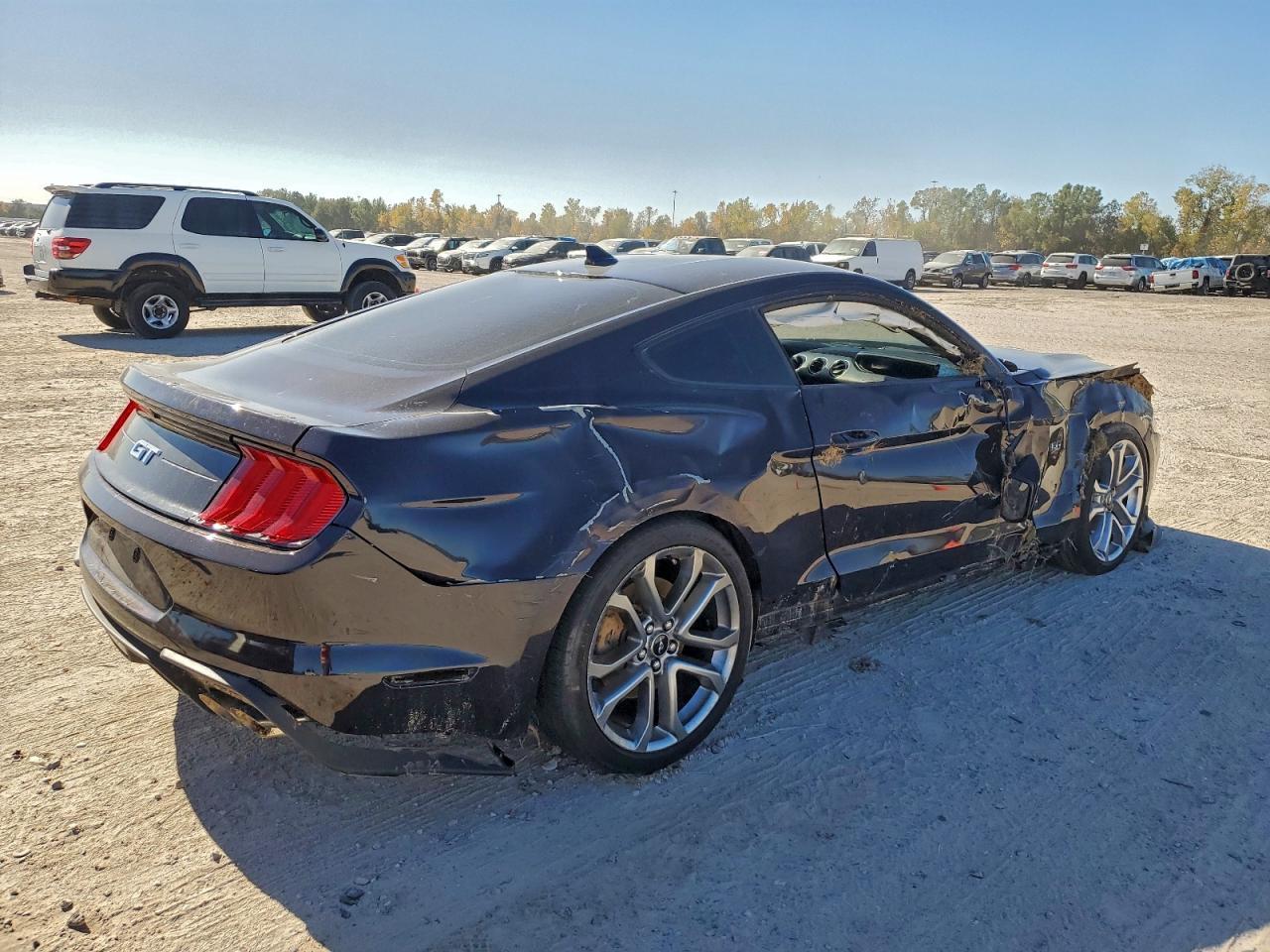 2022 FORD MUSTANG