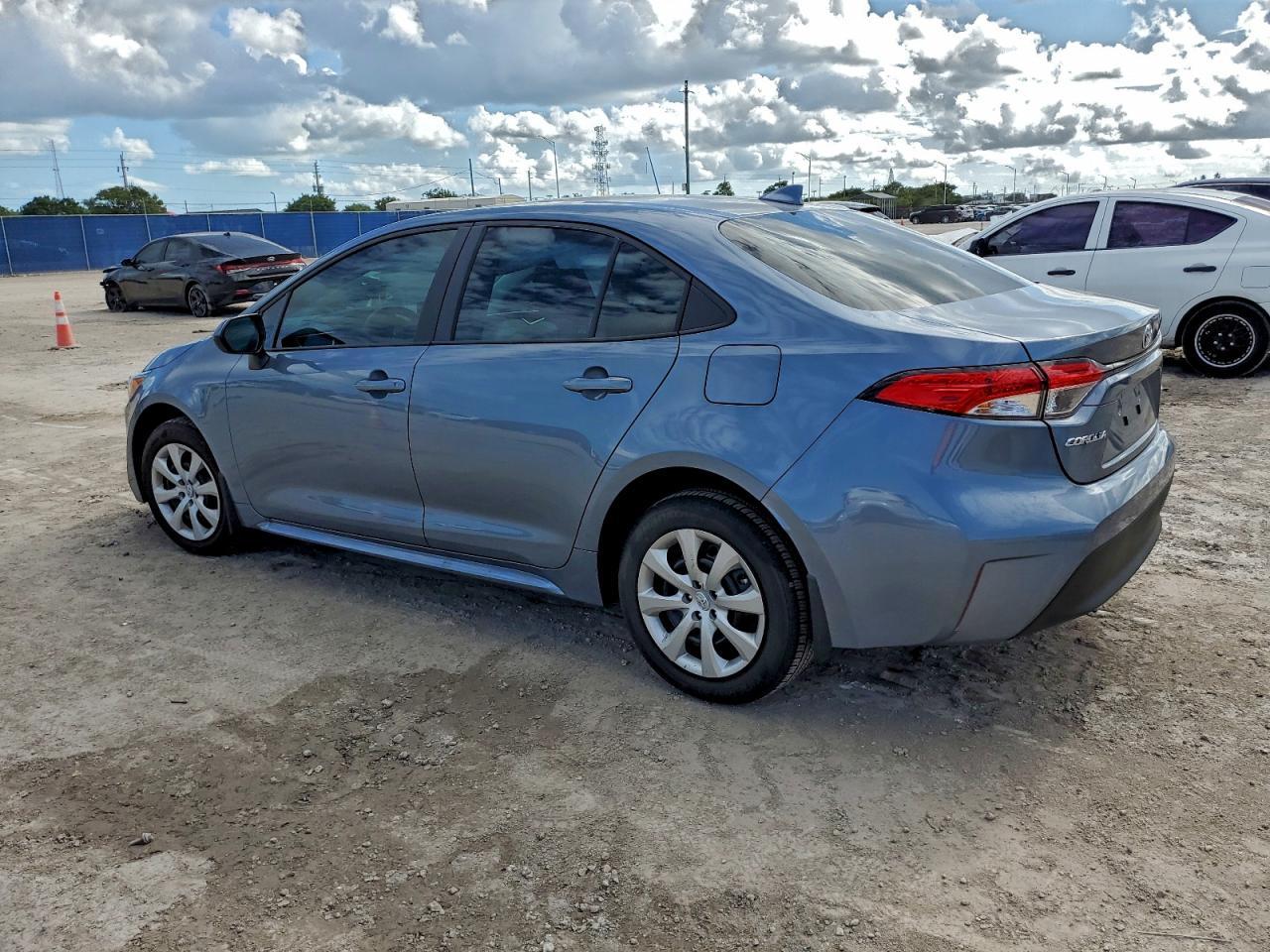 2025 TOYOTA COROLLA
