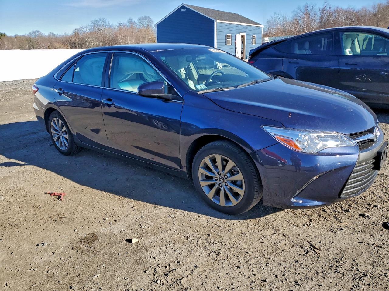 2017 TOYOTA CAMRY