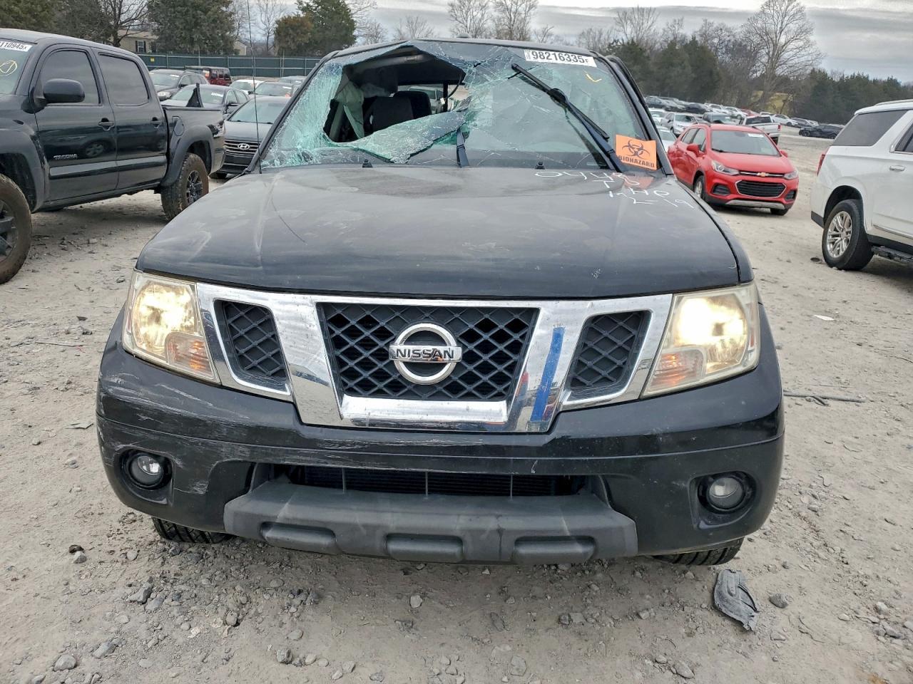 2014 NISSAN Frontier