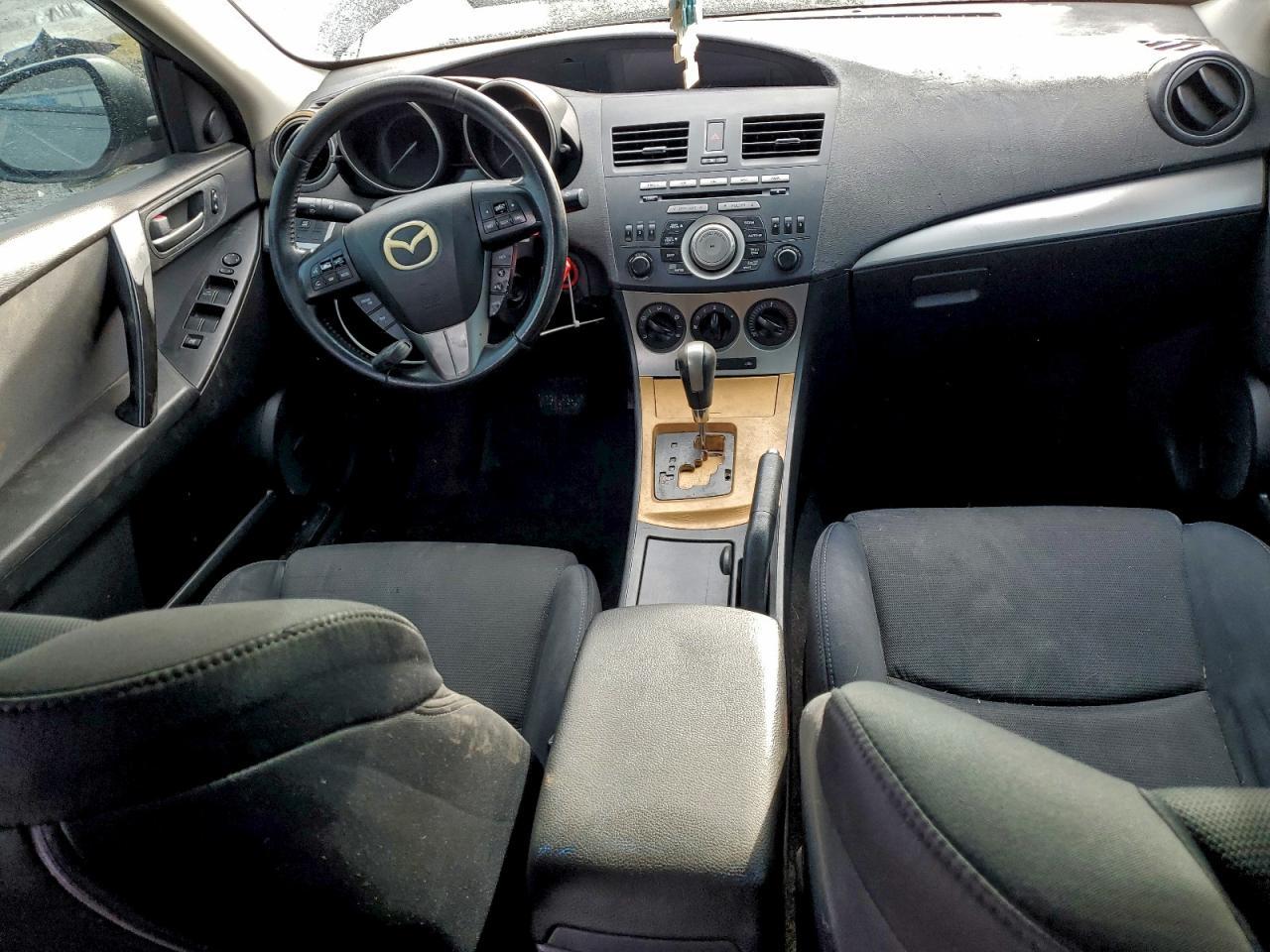 2010 MAZDA 3