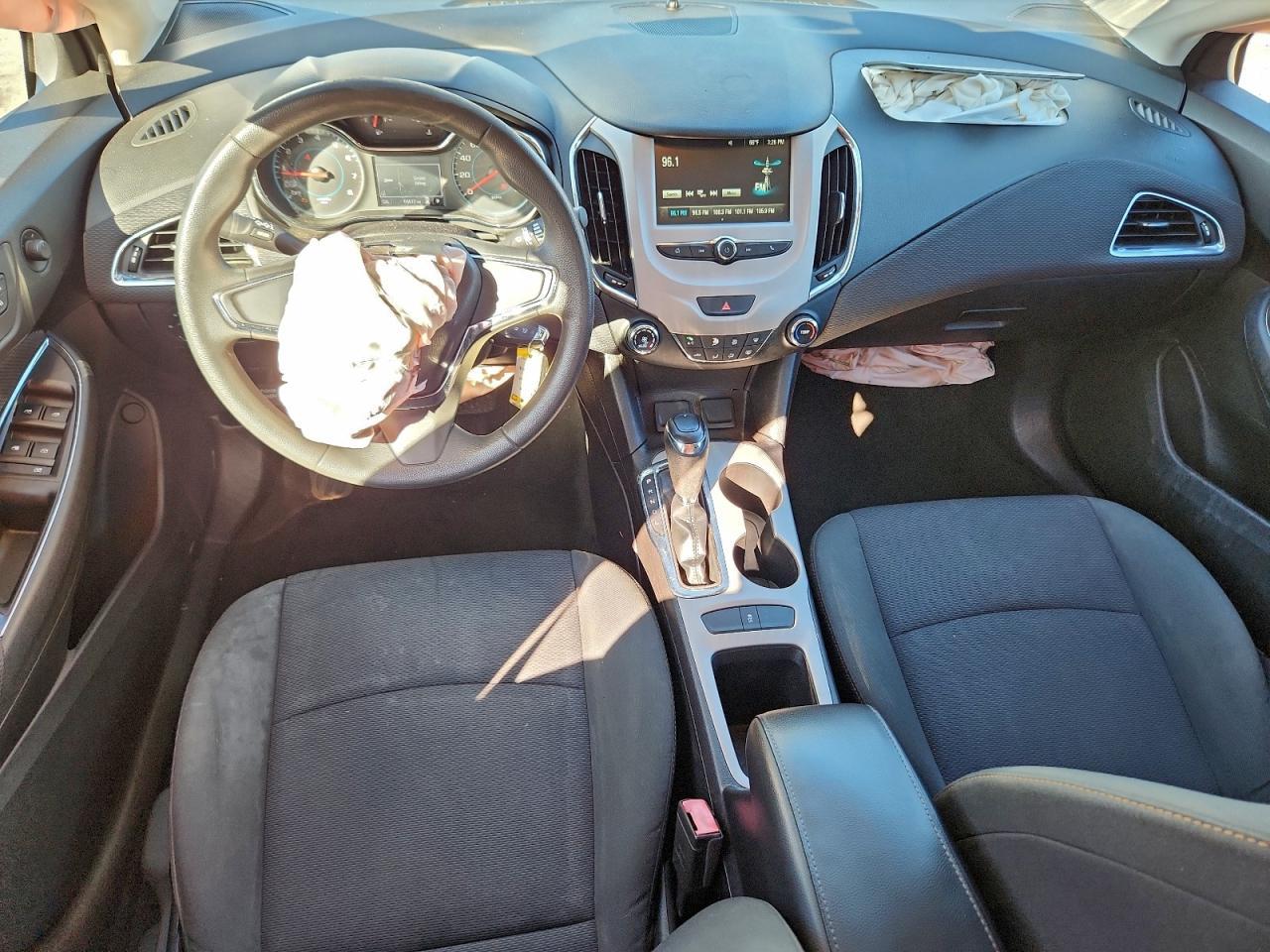 2017 CHEVROLET CRUZE