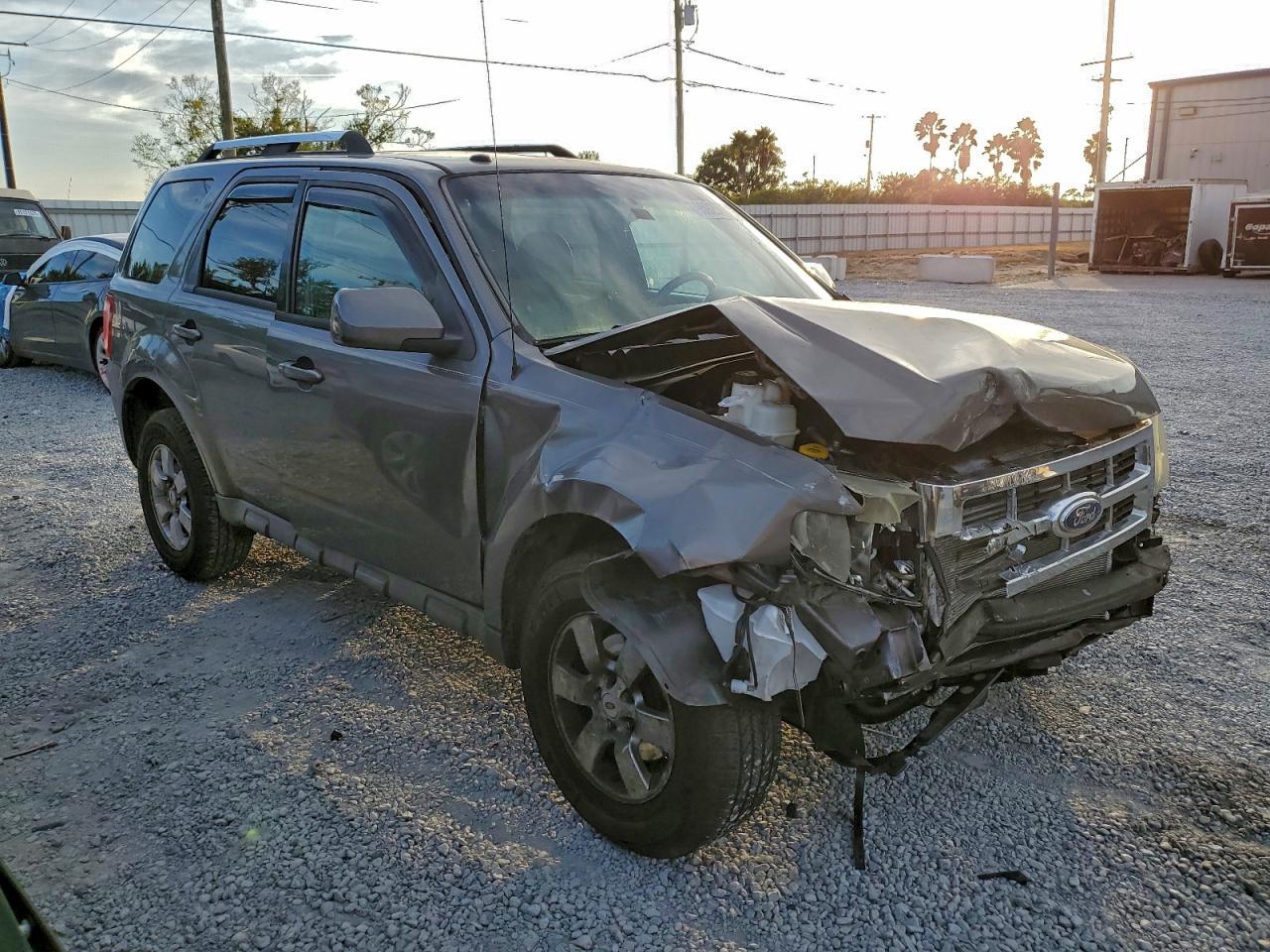 2009 FORD ESCAPE