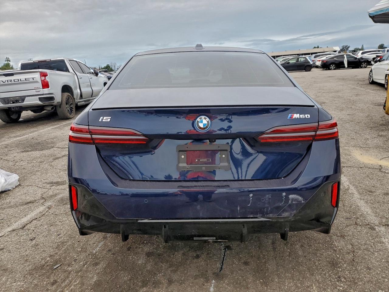 2024 BMW i5