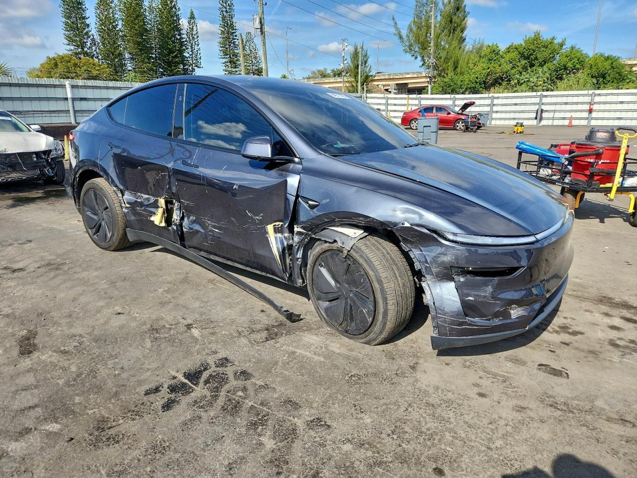 2026 TESLA MODEL Y