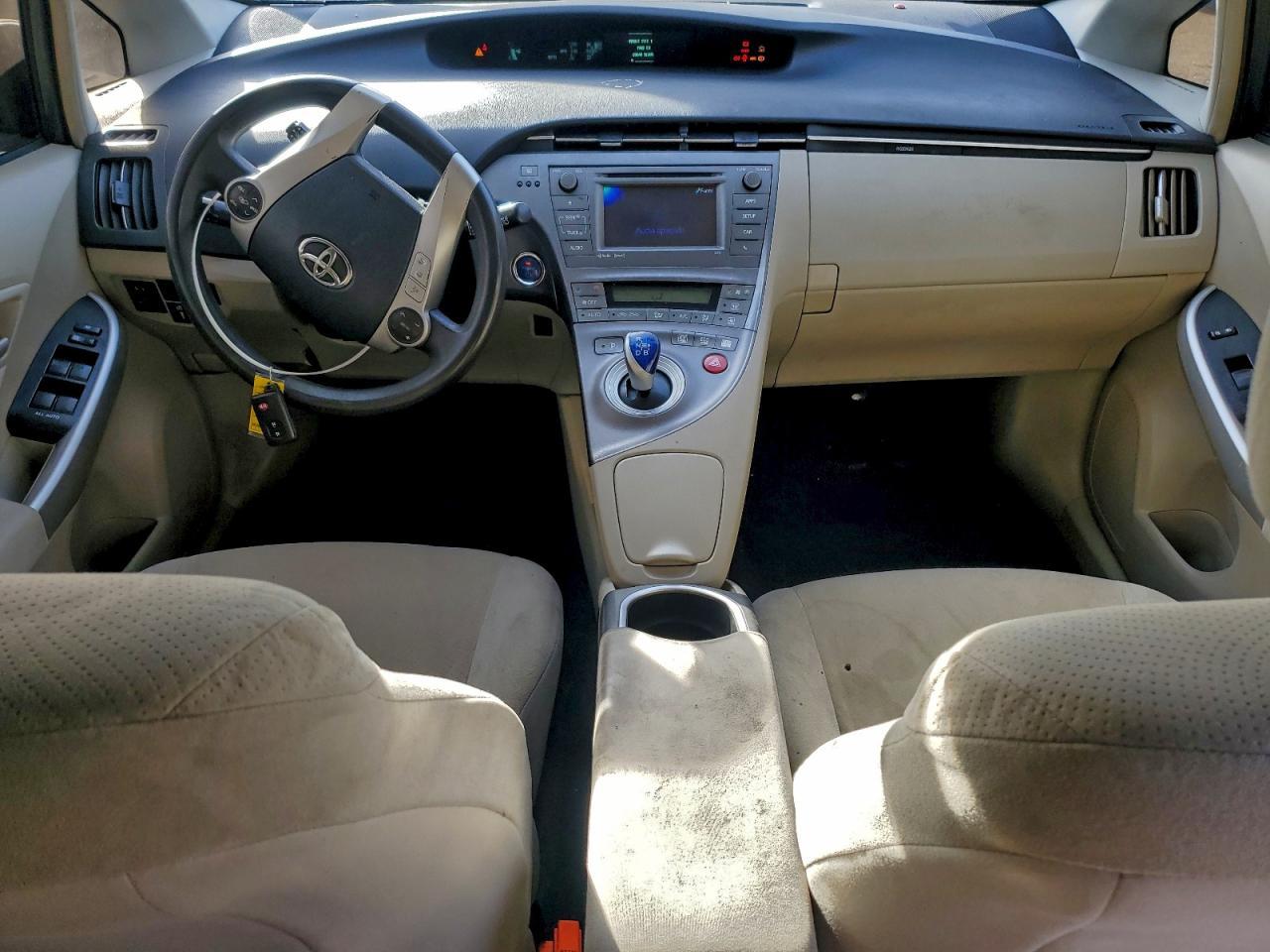 2014 TOYOTA PRIUS