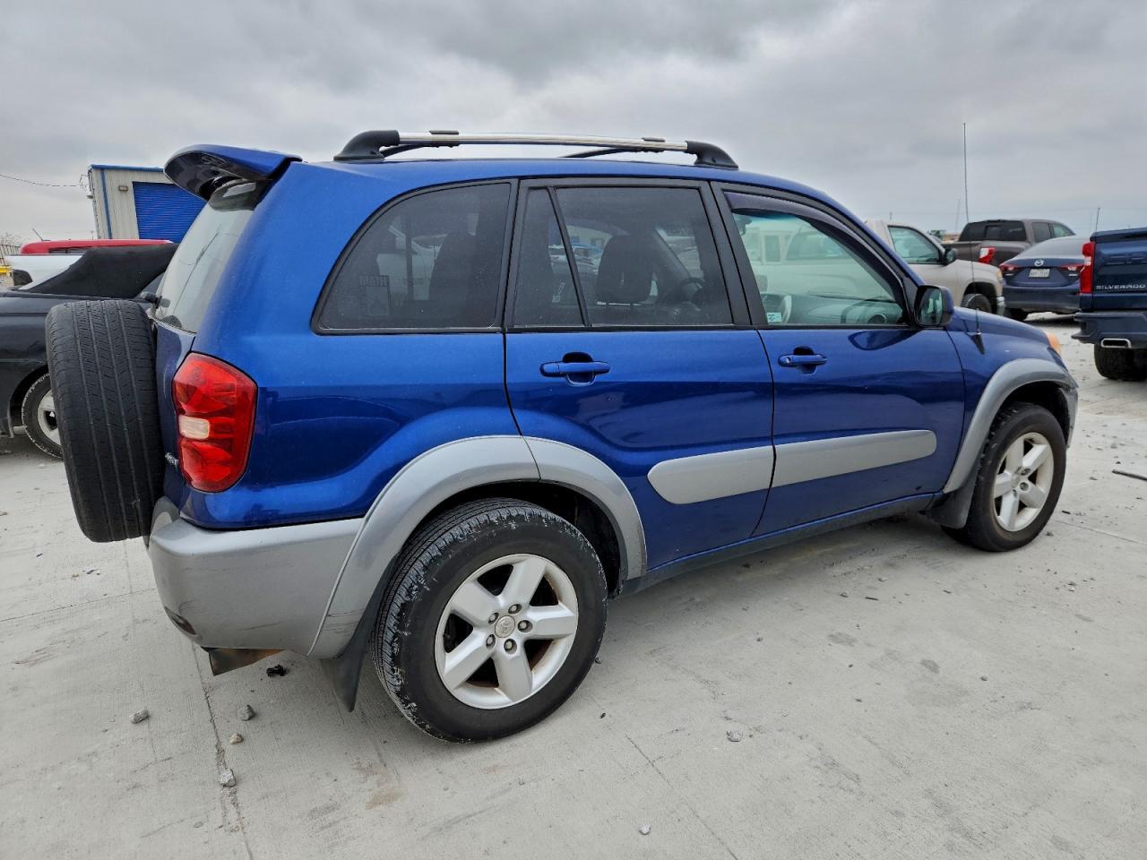2005 TOYOTA RAV4