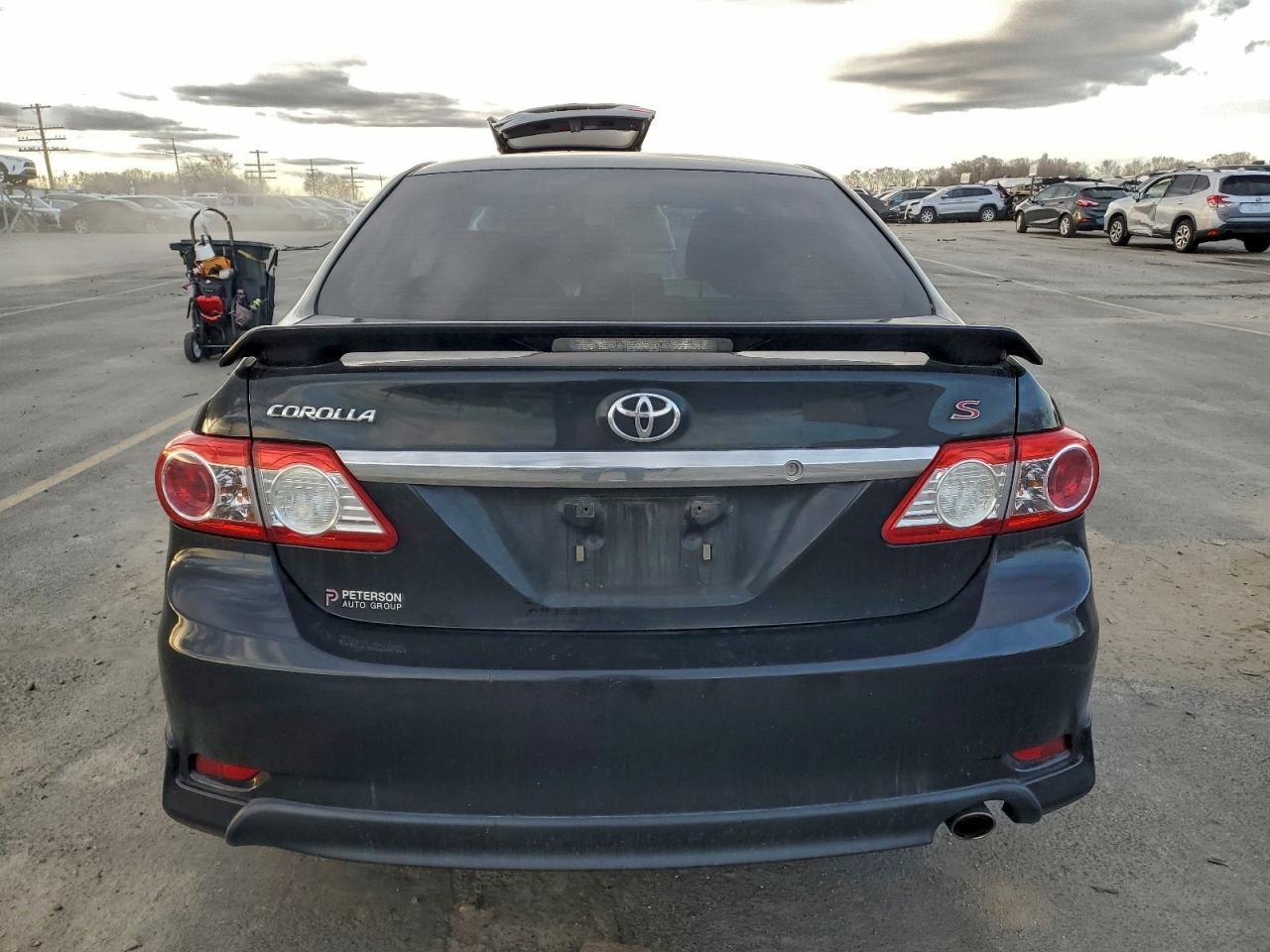 2013 TOYOTA COROLLA