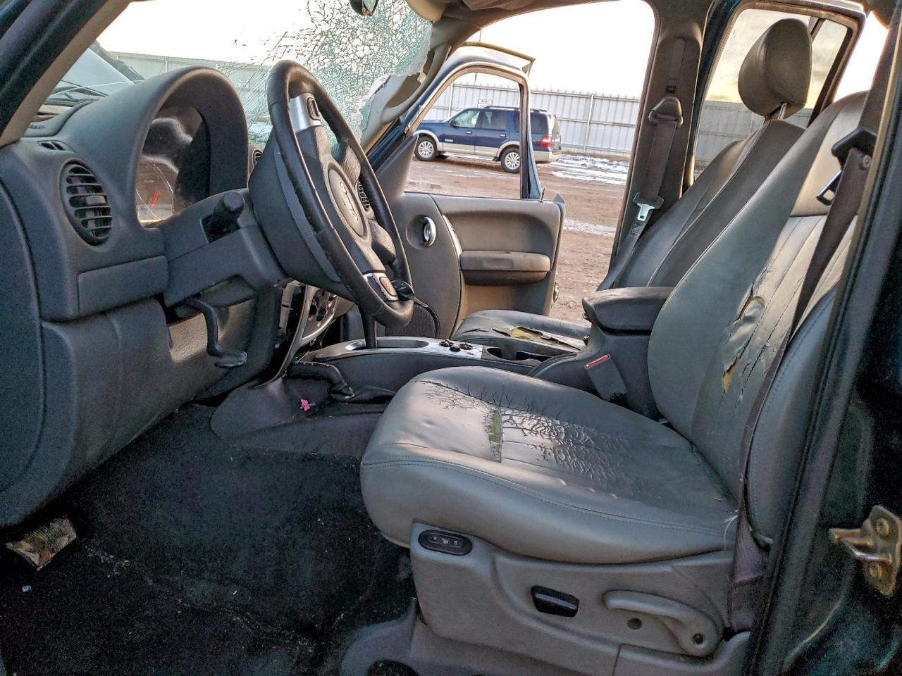 2005 JEEP Liberty