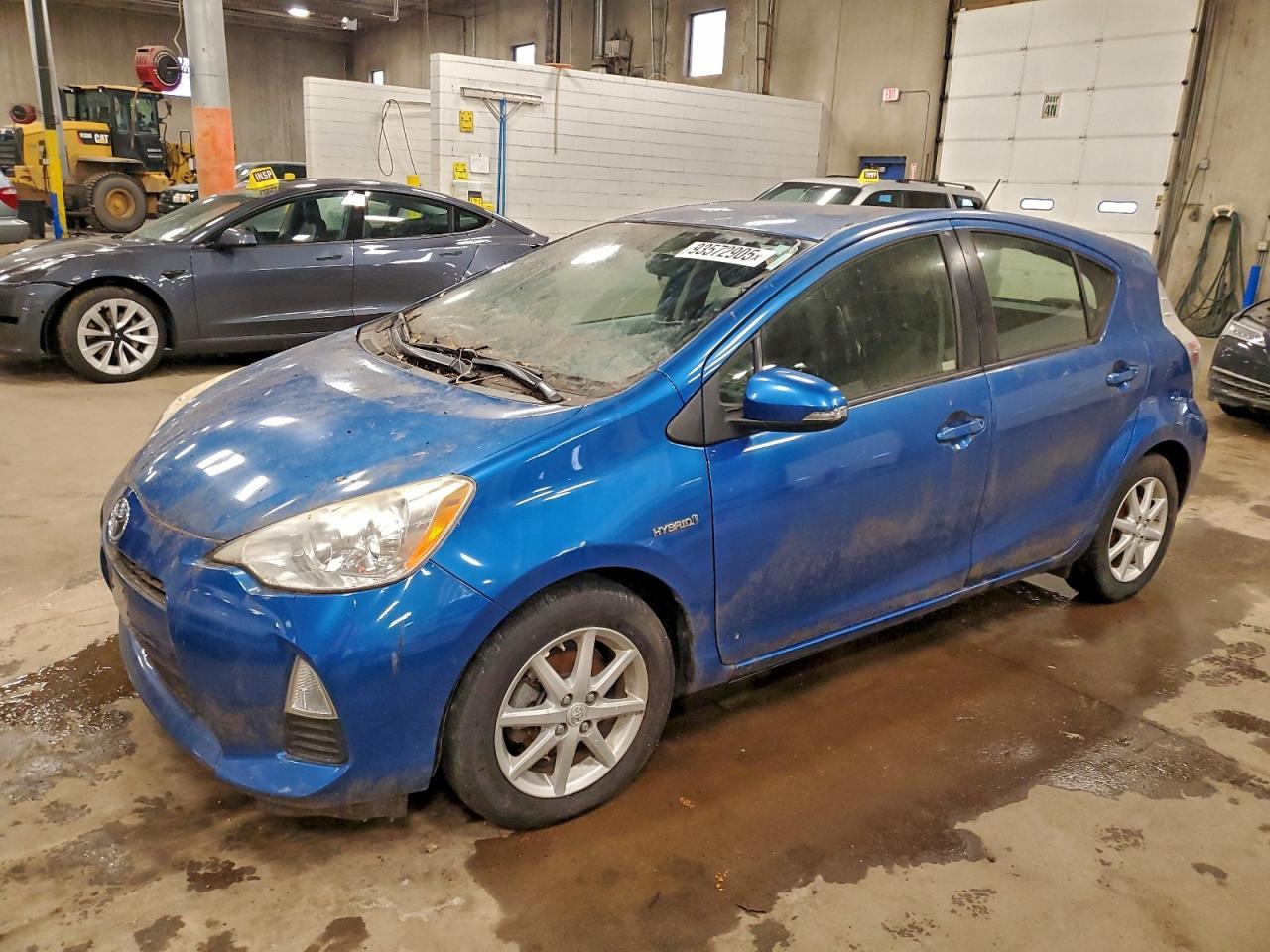 2012 TOYOTA Prius c
