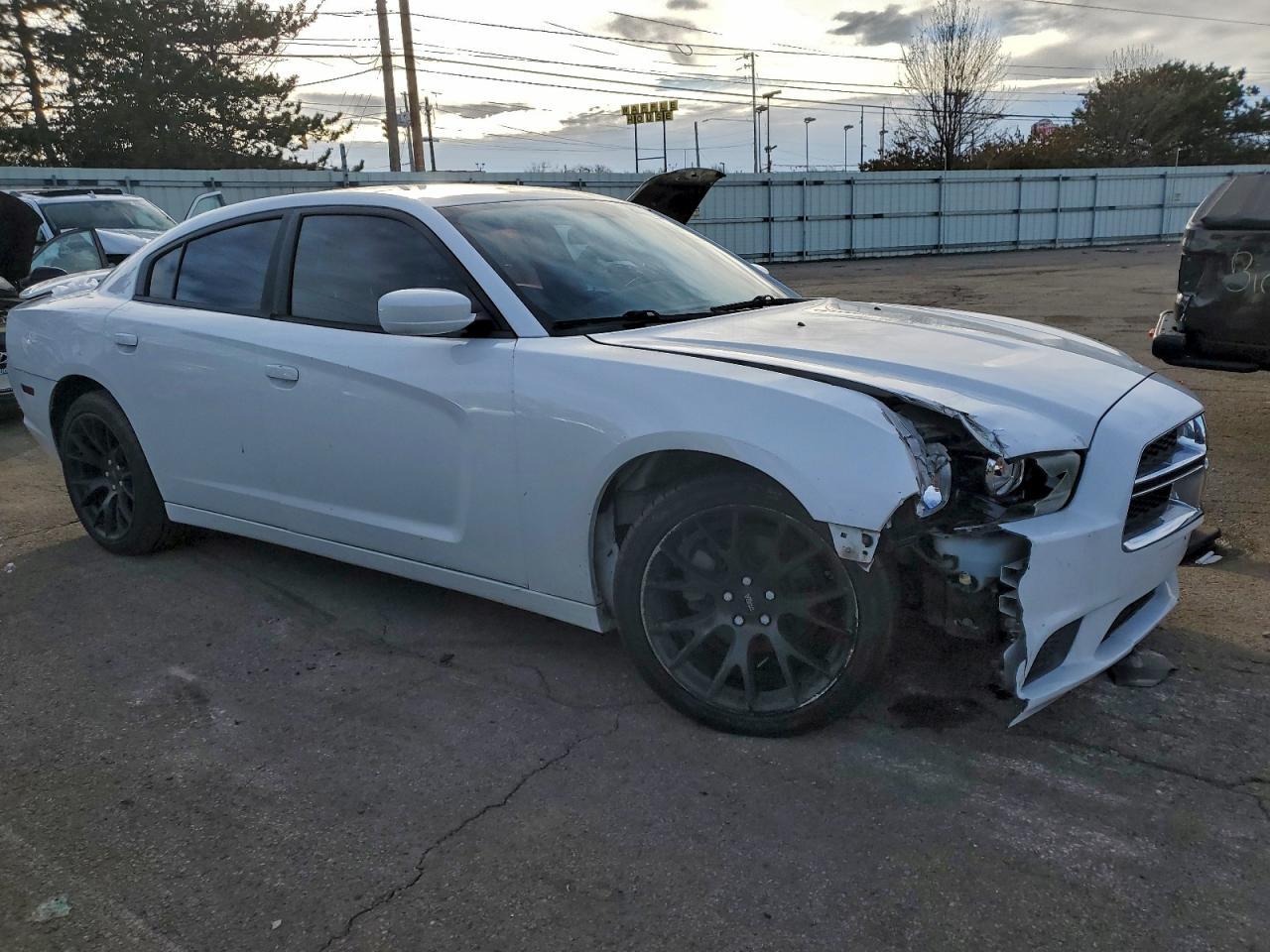 2012 DODGE CHARGER