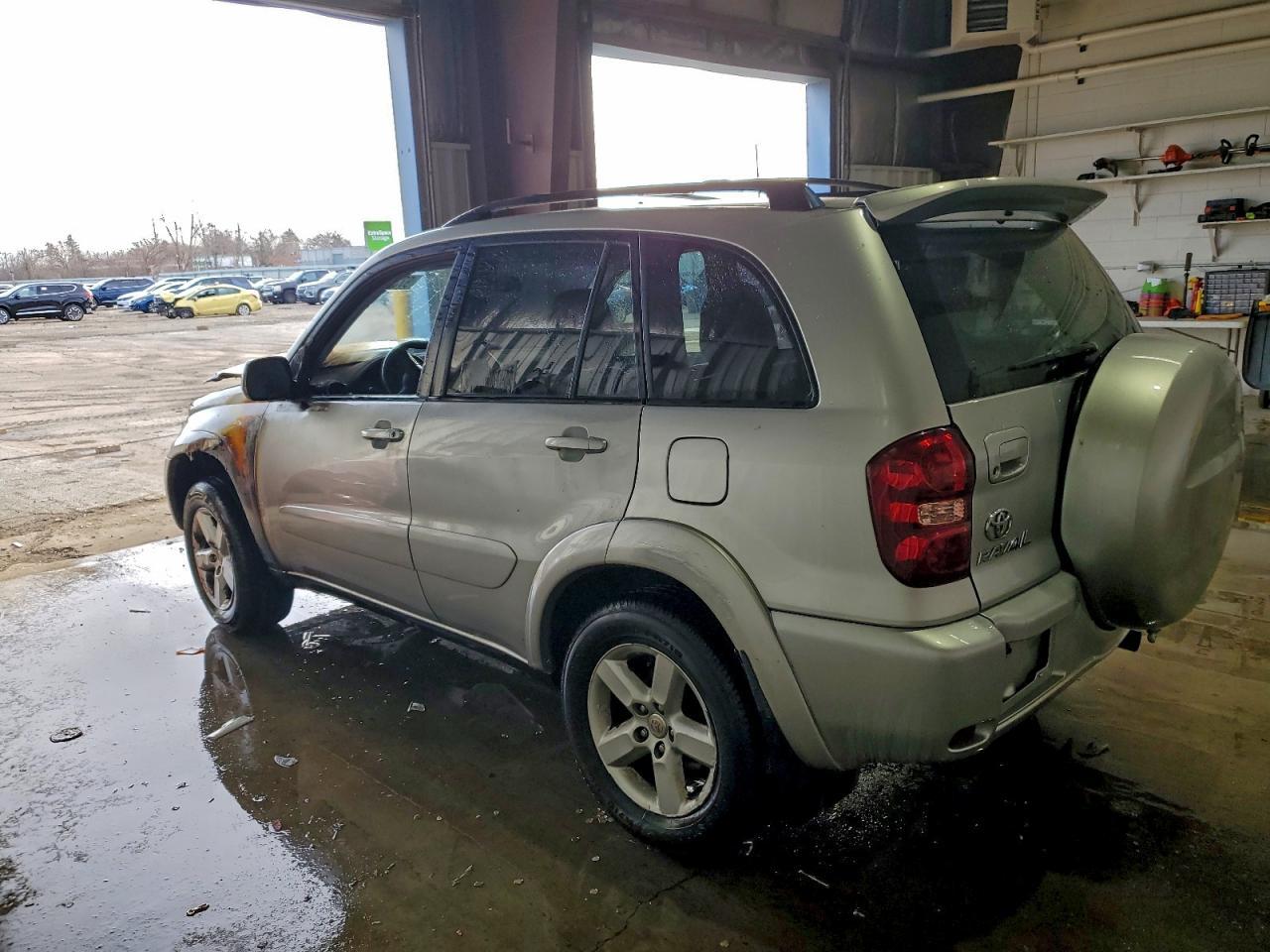 2004 TOYOTA RAV4