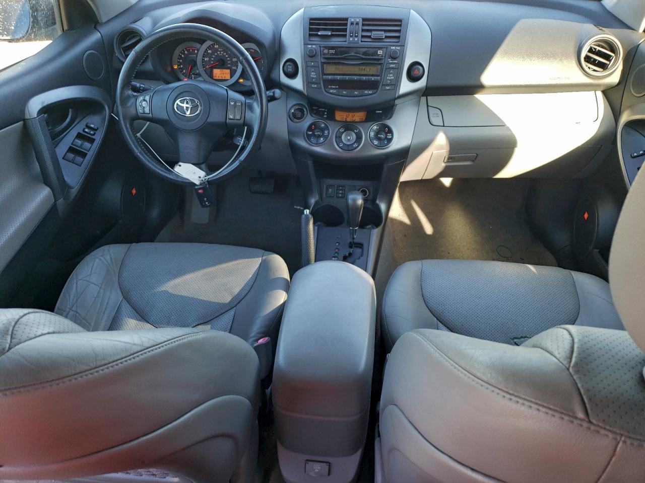 2010 TOYOTA RAV4