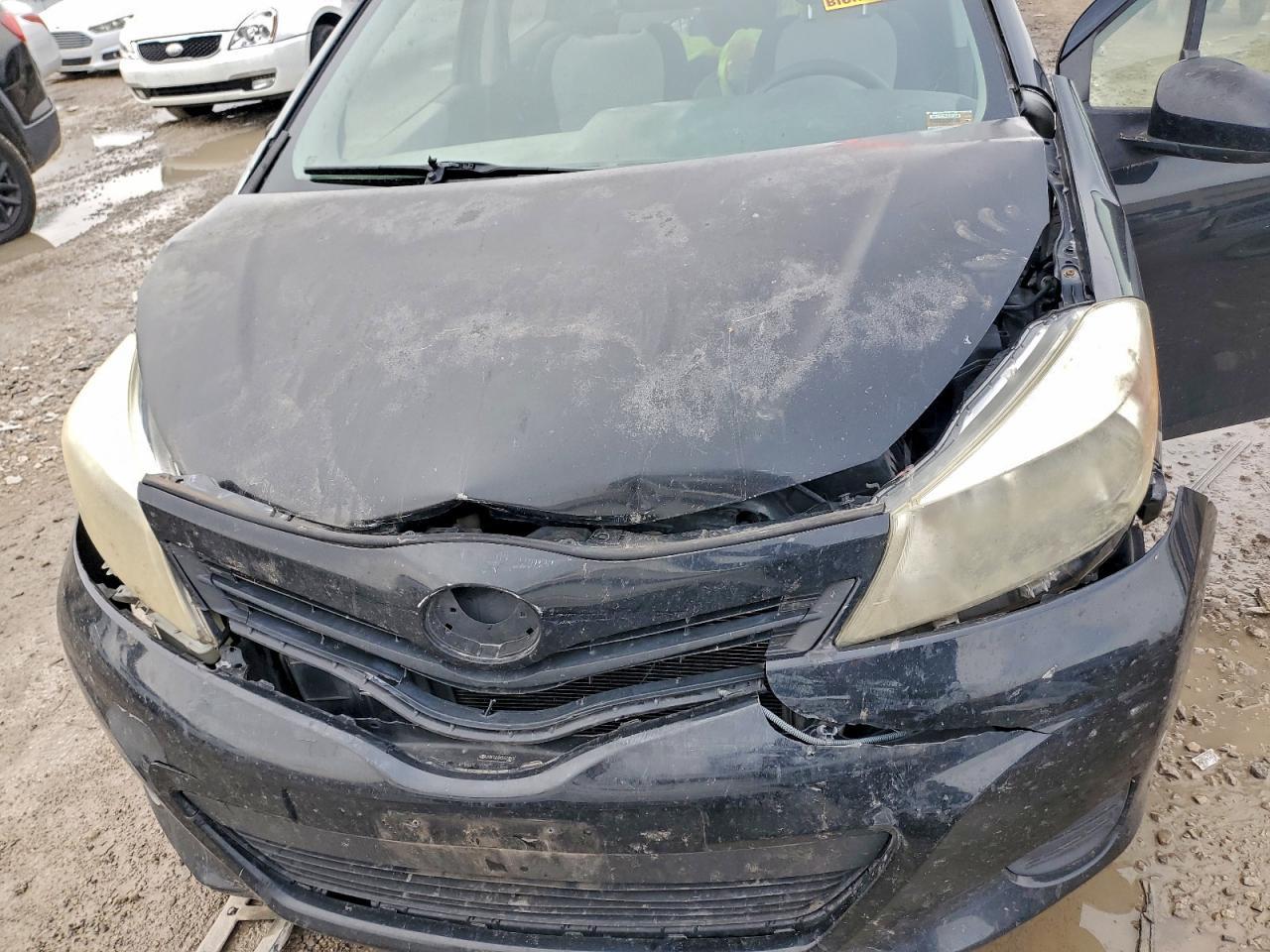 2012 TOYOTA YARIS