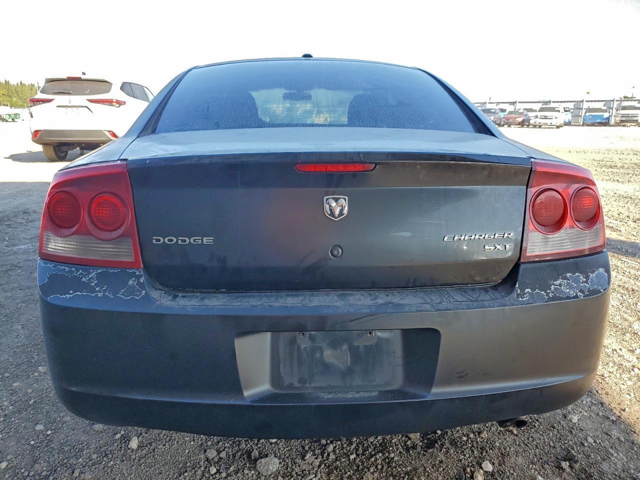 2010 DODGE CHARGER