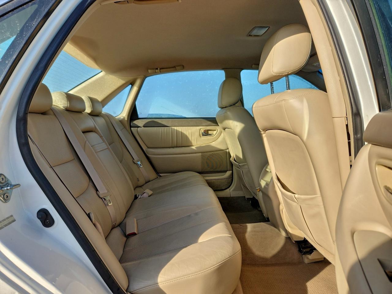 2003 TOYOTA Avalon