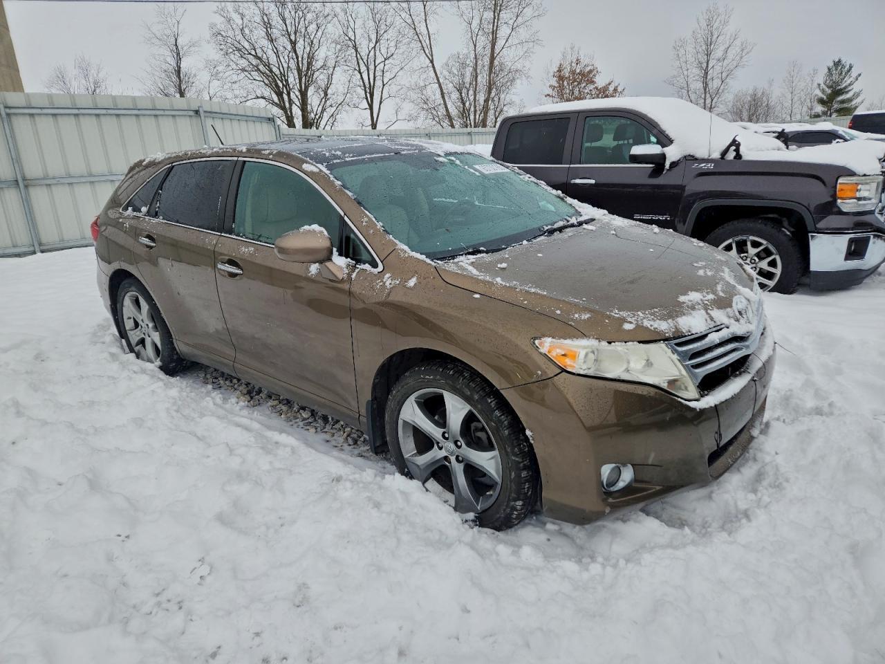 2010 TOYOTA VENZA