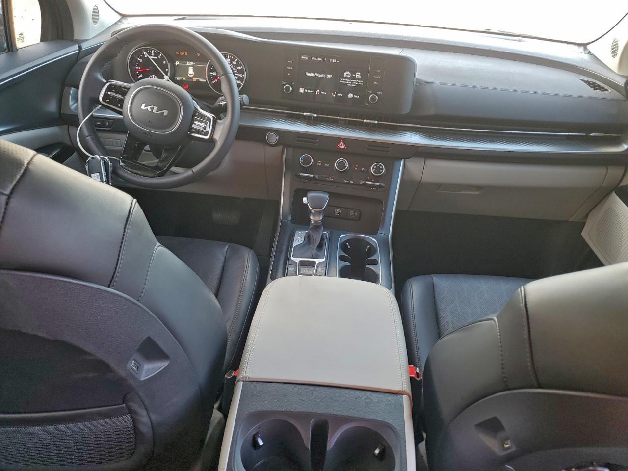 2024 KIA Carnival