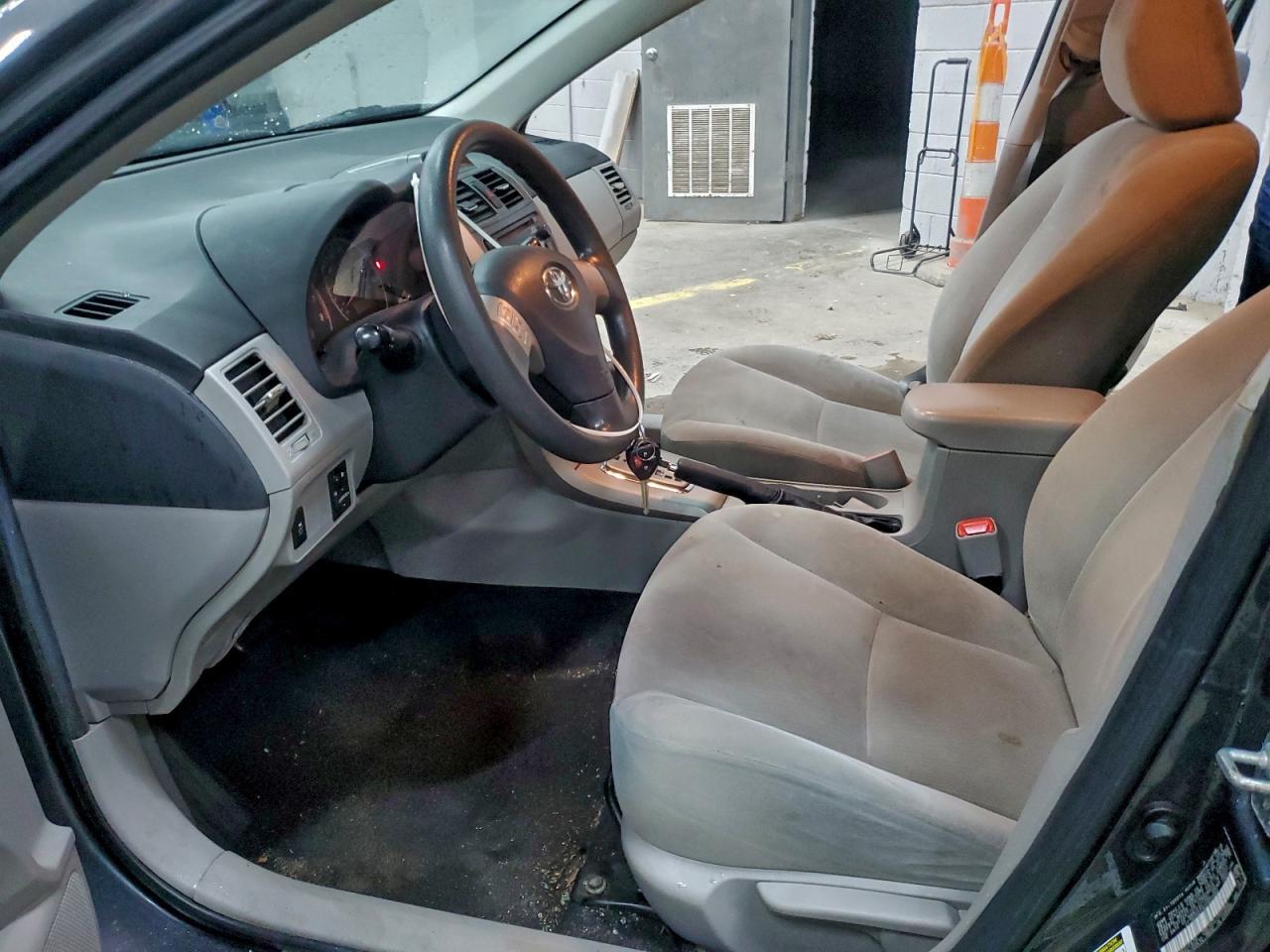 2012 TOYOTA COROLLA