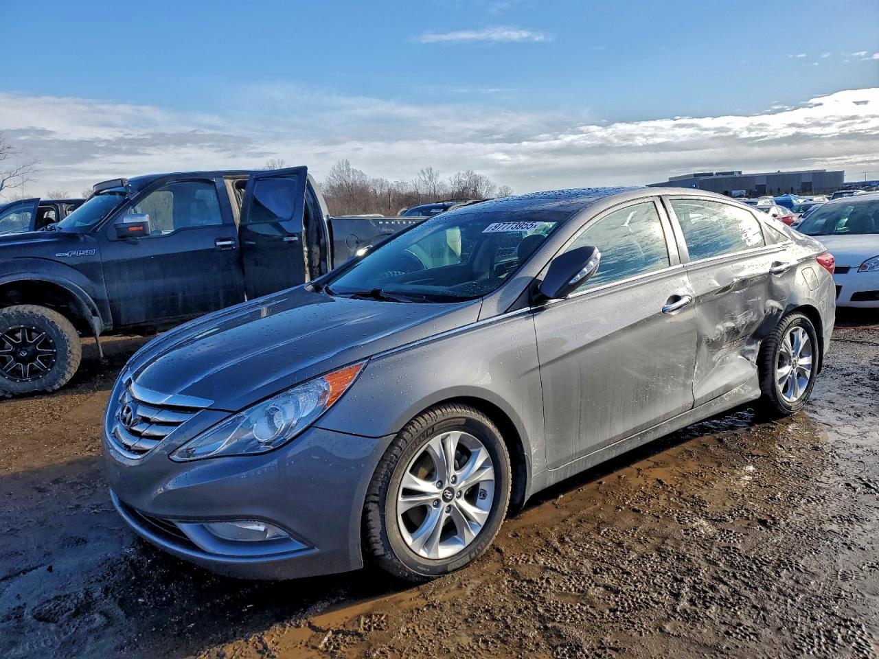 2011 HYUNDAI SONATA