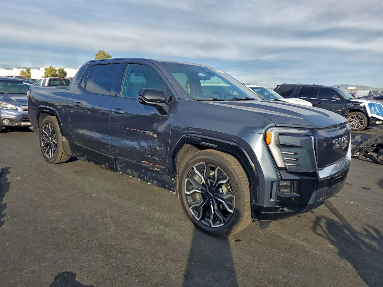 2025 GMC Sierra