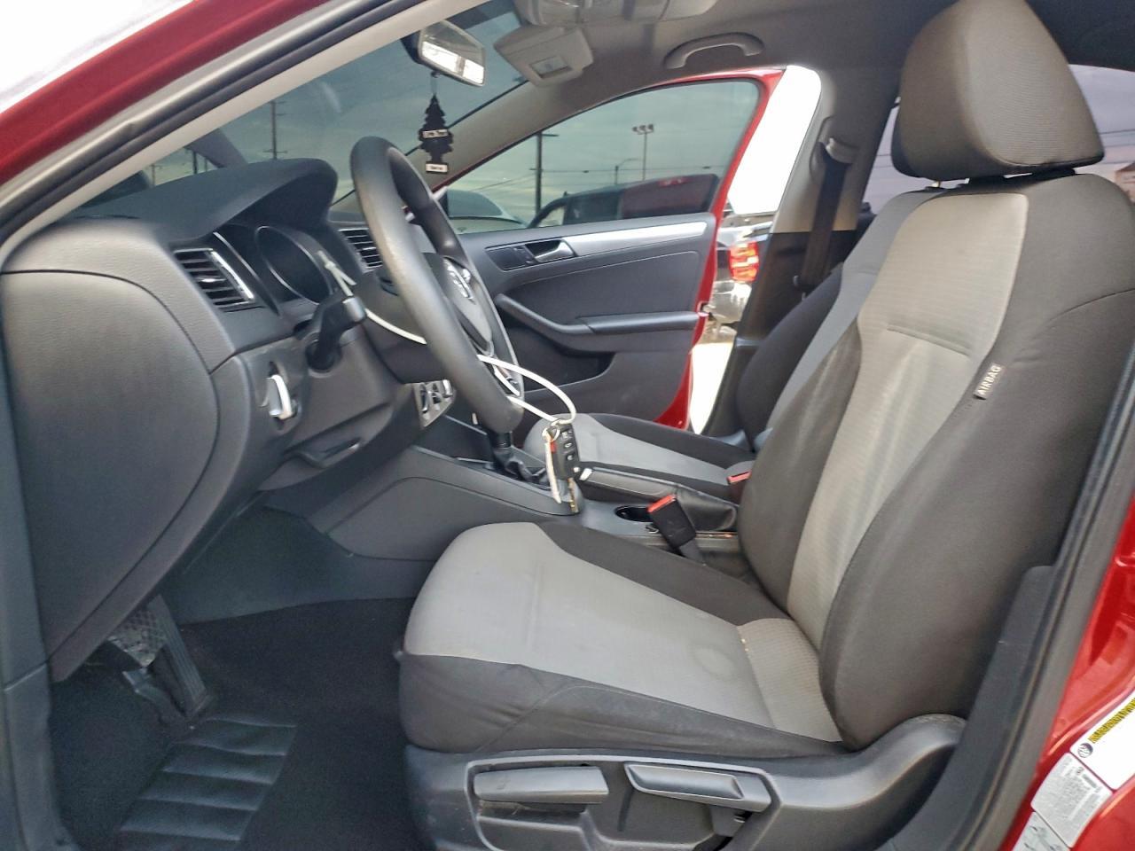 2017 VOLKSWAGEN JETTA